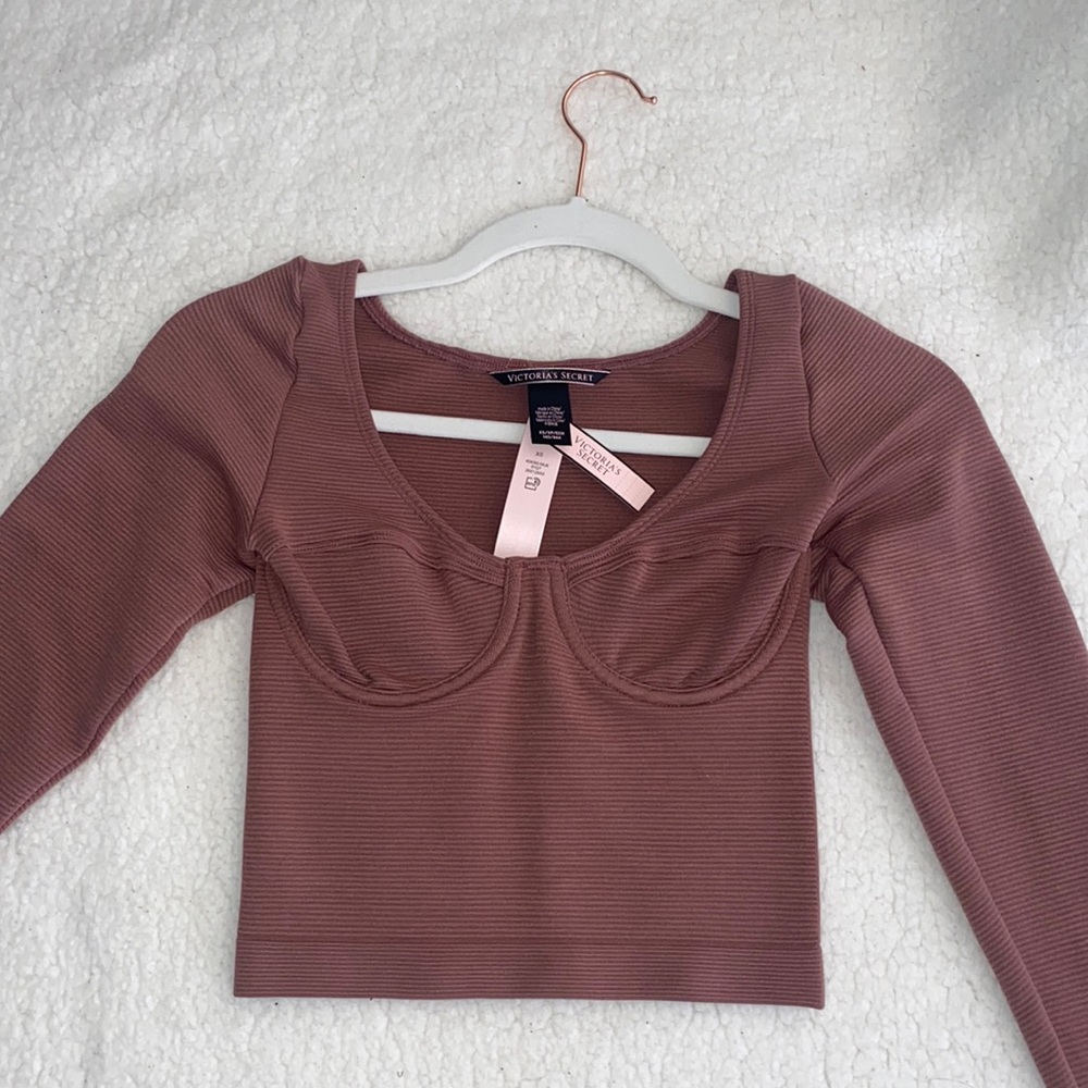 NWT Victorias Secret ribbed crop top with underwire, XS